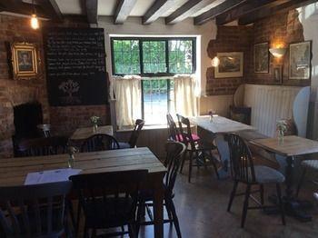 The Old Vine Inn Wadhurst Exterior foto